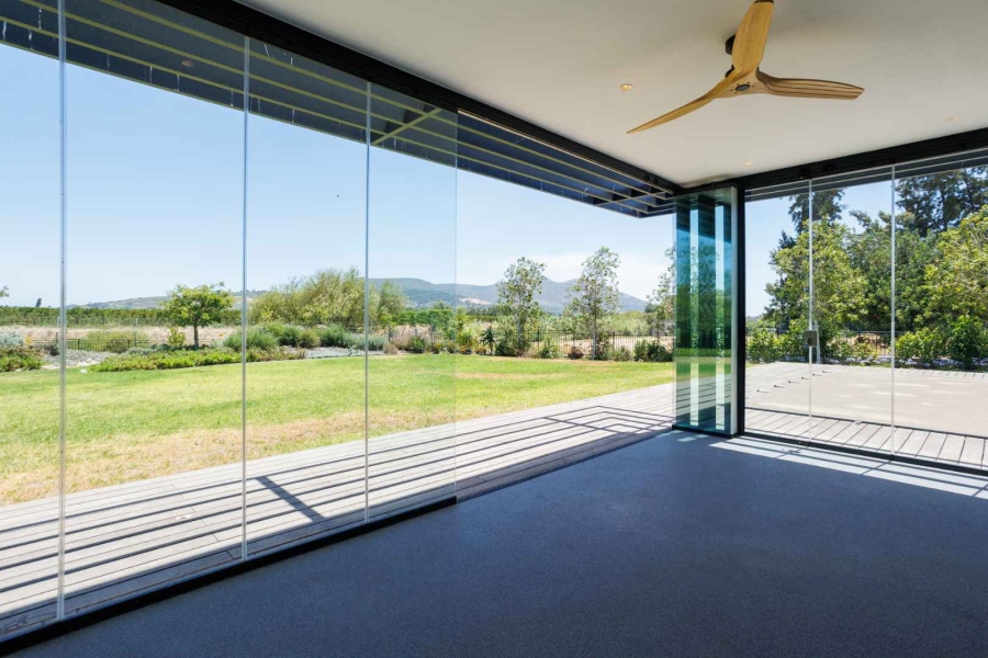 5 Bedroom Property for Sale in Val De Vie Estate Western Cape